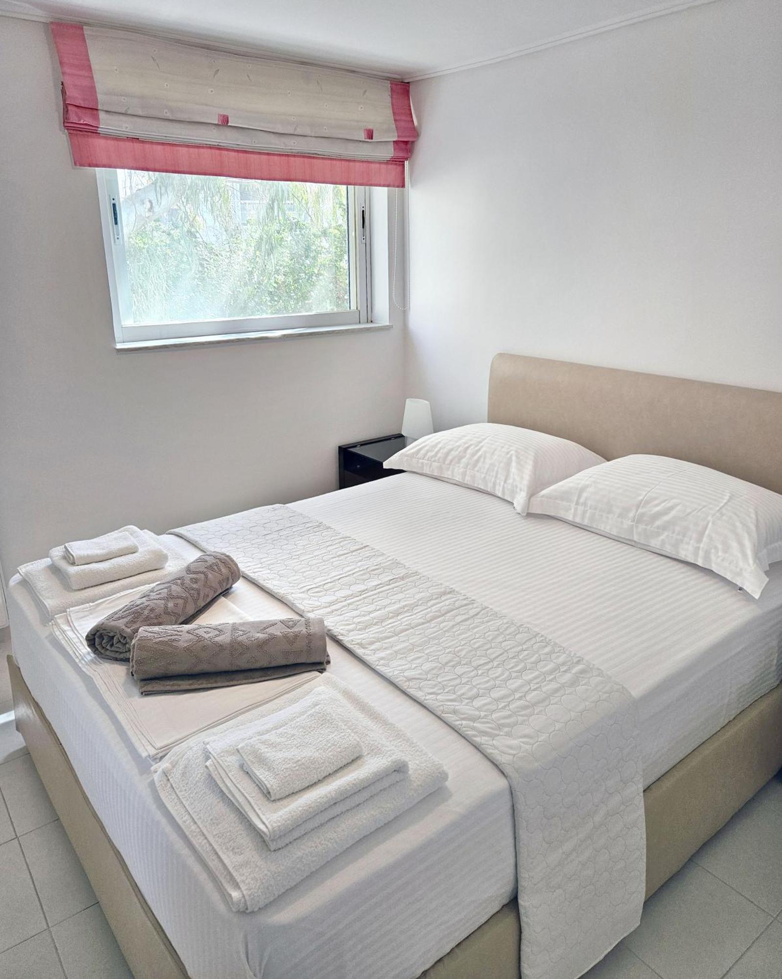 Lagonisi Beach House Kalivia Thorikou Quarto foto